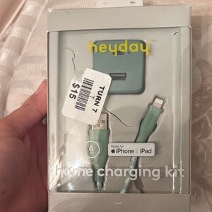 Heyday Mint Charging Kit for iPhone and iPad